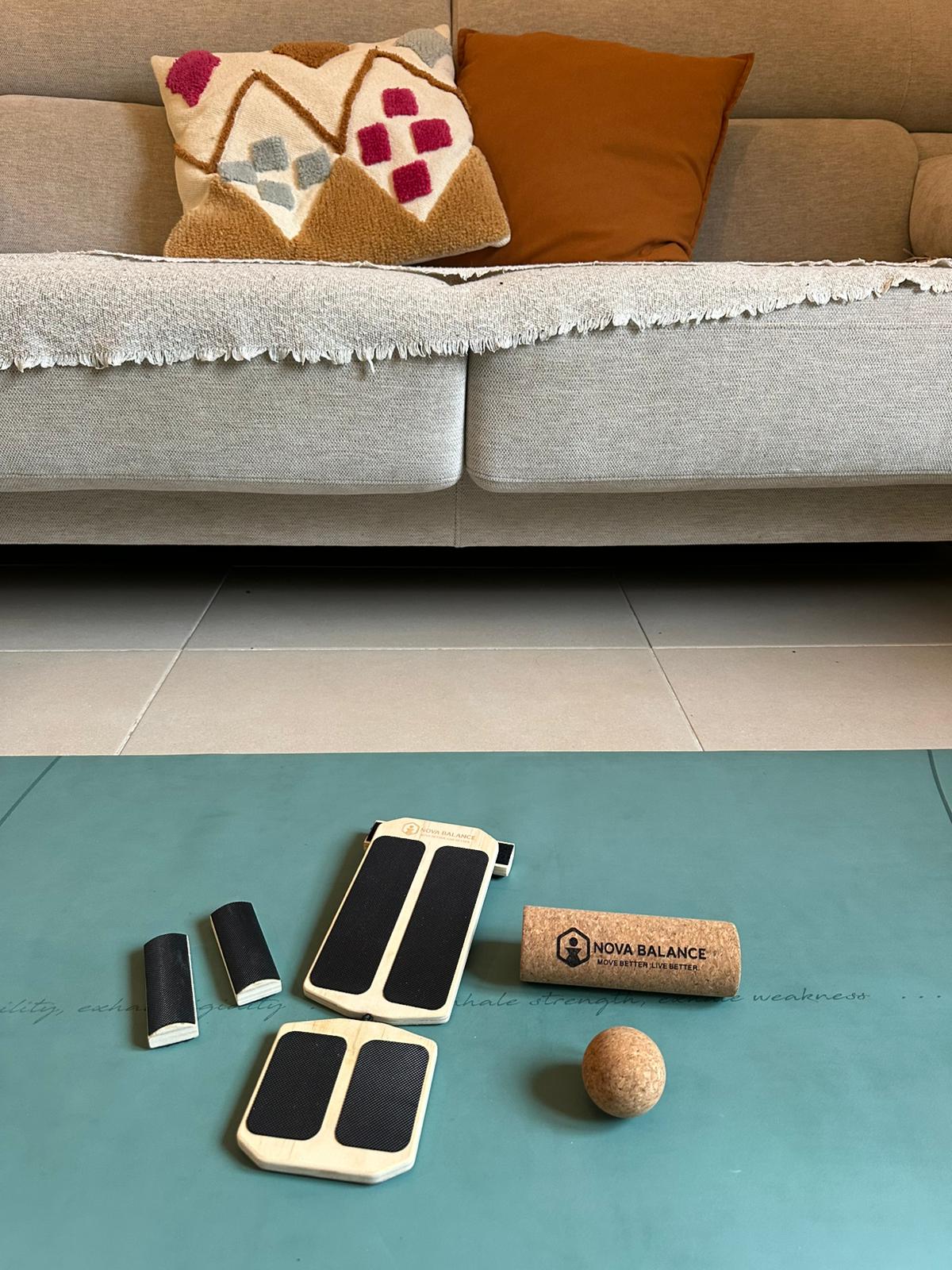 Nova Balance board with cork tools