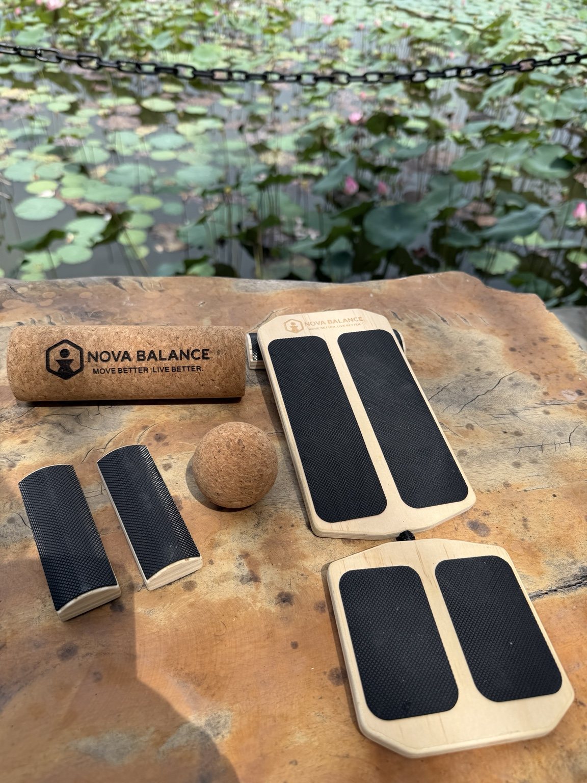 Nova Balance board with cork tools